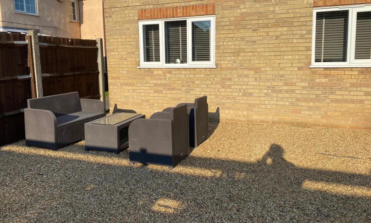Riverside Park Ground Floor Apartment - St Neots Exteriér fotografie
